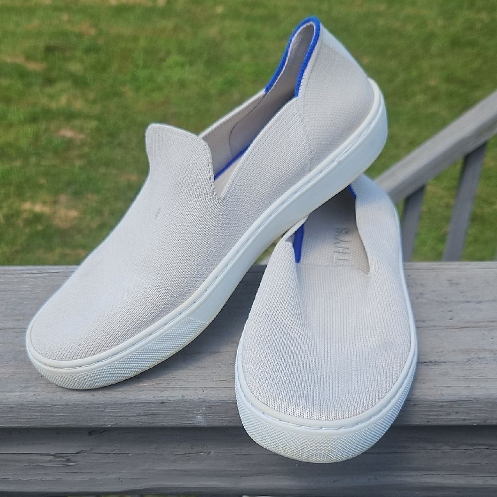 Rothy’s The City Slip-On Sneaker Size 6.5 – Ivory with Blue Trim